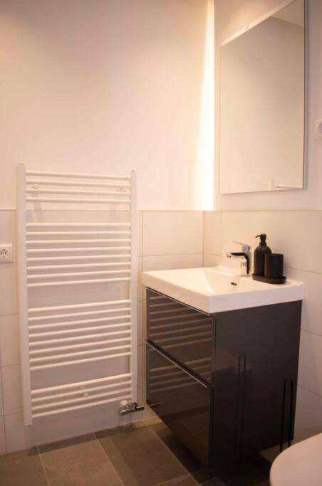 Apartment Luxury Cozy 2 Bdr Downtown Apt.1
